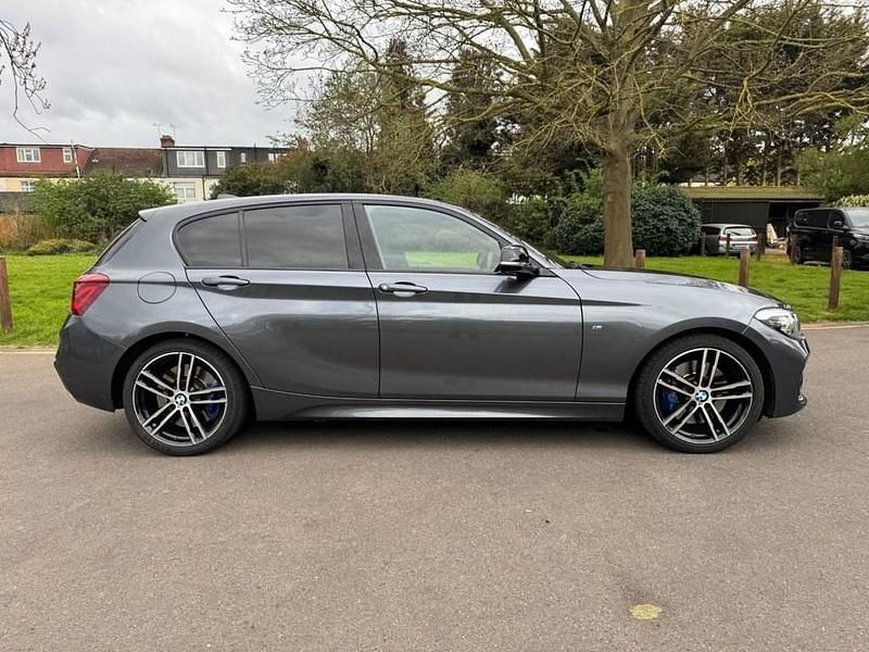 Used BMW 118 Efficient Dynamics 136 HP (100 kW) 2019 Grey Hatchback