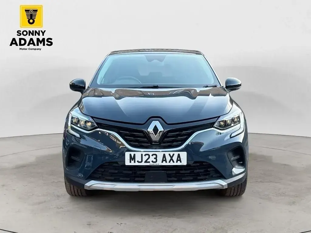 Second-hand Renault Captur Evolution 143 CP (105 kW) 2023 Albastru SUV