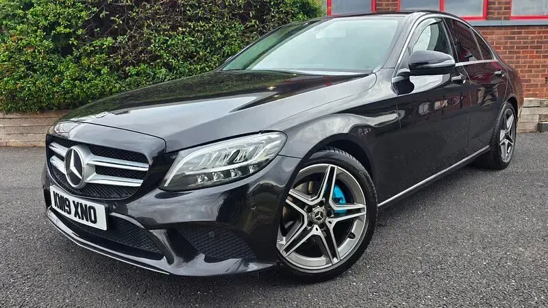 Used Mercedes C220 194 HP (142 kW) 2019 Black