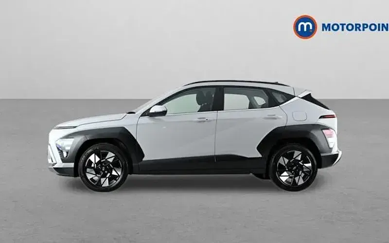 Used Hyundai Kona Advanced 129 HP (94 kW) 2025 Grey SUV