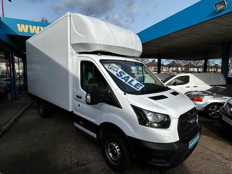 Usado Ford Transit S 130 HP (95 kW) 2022 Branco Van