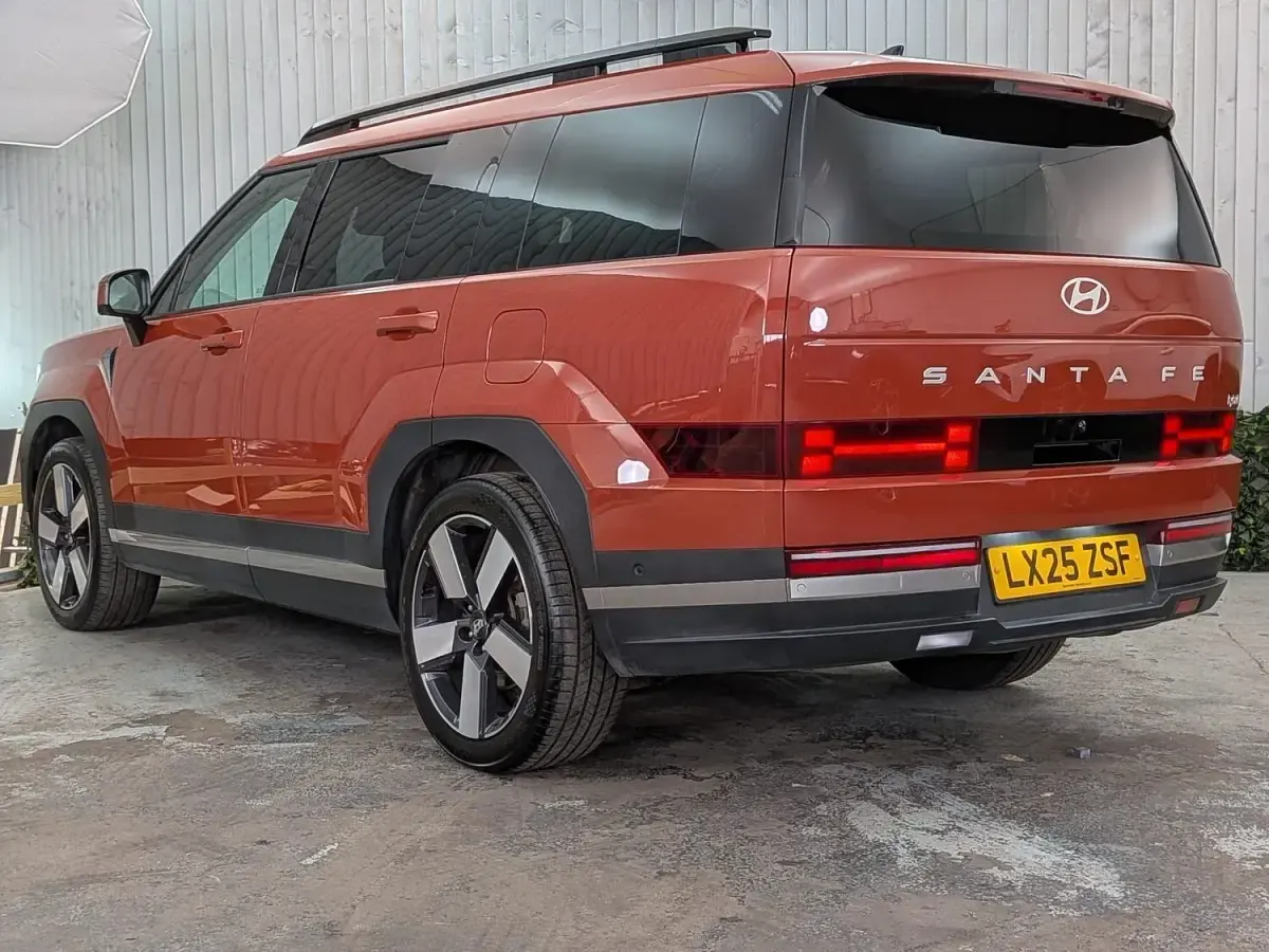 Used Hyundai Santa Fe Ultimate 211 HP (155 kW) 2025 Orange SUV