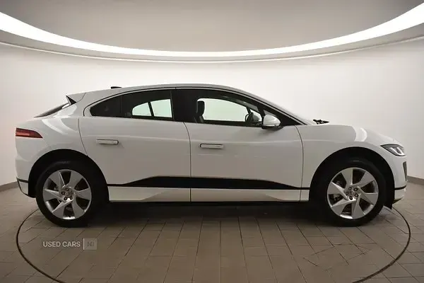 Begagnad Jaguar I-Pace SE 294 kW (400 HK) 2023 Vit SUV