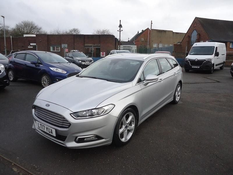 Used Ford Mondeo Titanium 2017 Silver Estate