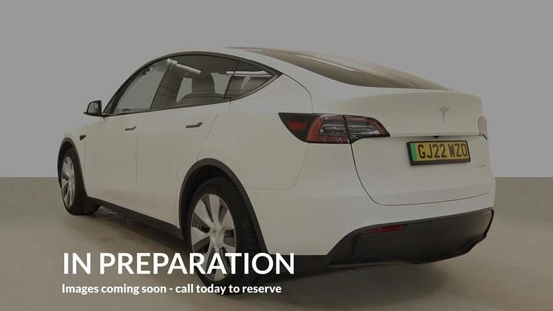 Used Tesla Model Y Long Range AWD 378 kW (514 HP) 2022 White SUV