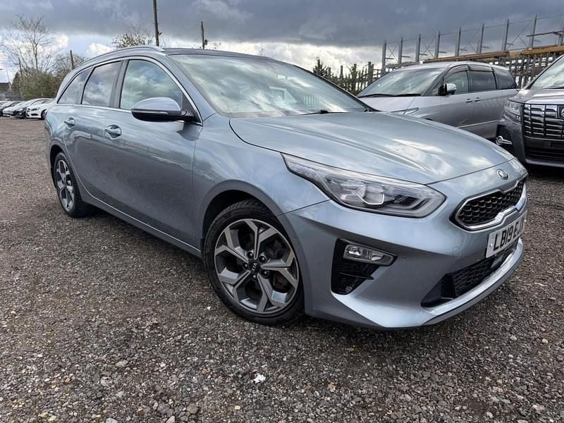 Used Kia Ceed First Edition 2019 Silver Hatchback