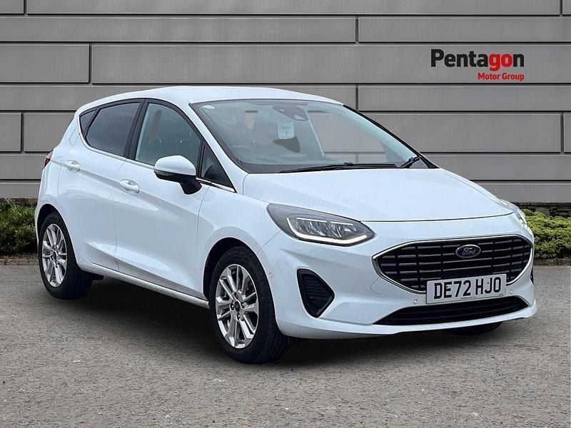 White Used 2022 Ford Fiesta Titanium Hatchback | £13,495 (Fair price) - Image 1/4