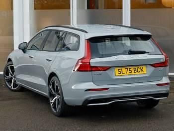 New Volvo V60 Plus 197 HP (144 kW) 2025 Grey Estate