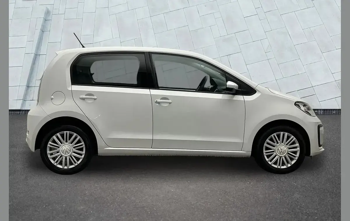 Used VW up! move up! 58 HP (42 kW) 2017 White Hatchback