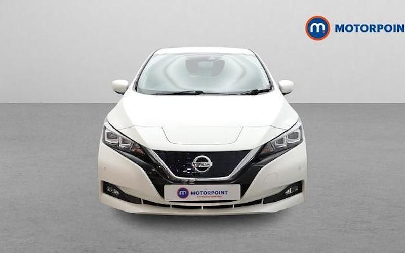 Used Nissan Leaf Tekna 160 kW (218 HP) 2021 White Hatchback