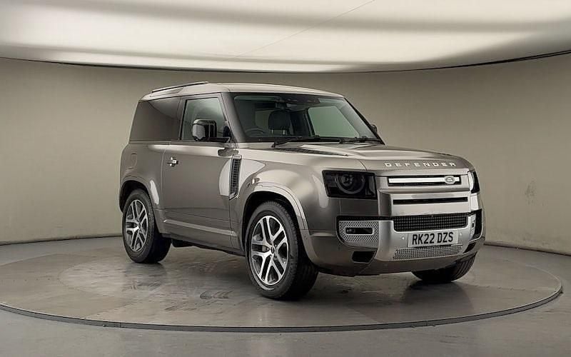 Silicon silver Used 2022 Land Rover Defender S SUV | £48,400 (Super price) - Image 1/4