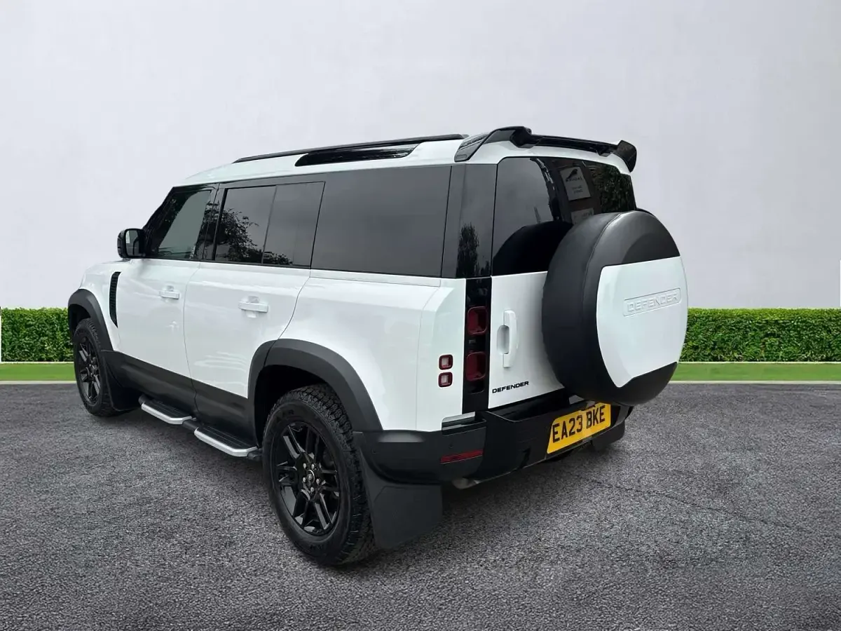 Used Land Rover Defender SE 2023 White SUV