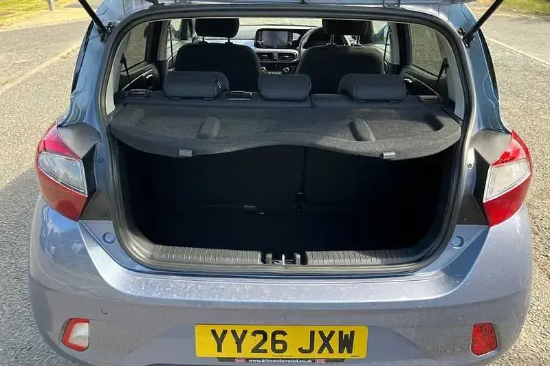 New Hyundai i10 Premium 79 HP (58 kW) 2026 Blue Hatchback