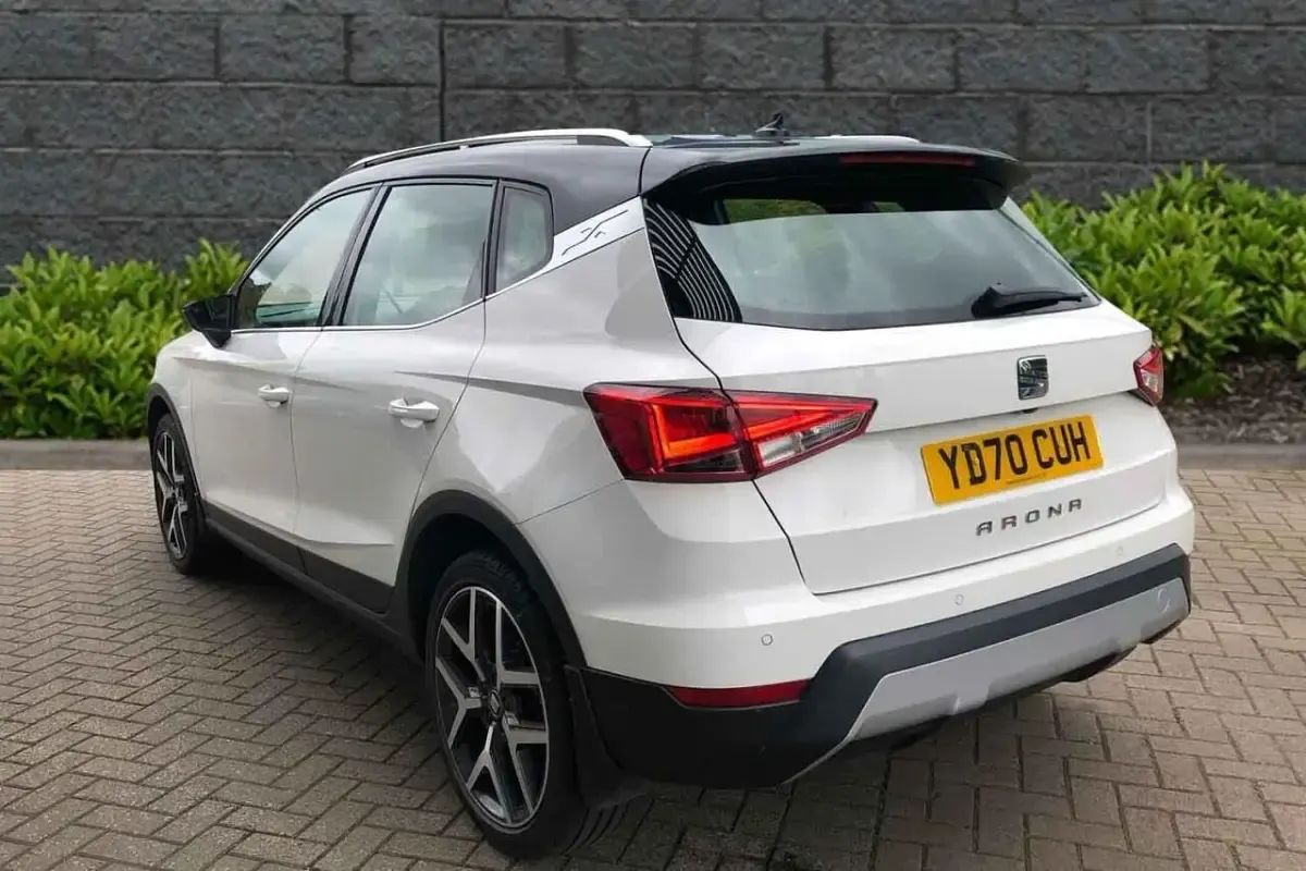 Used Seat Arona XCELLENCE Lux 94 HP (69 kW) 2020 White SUV