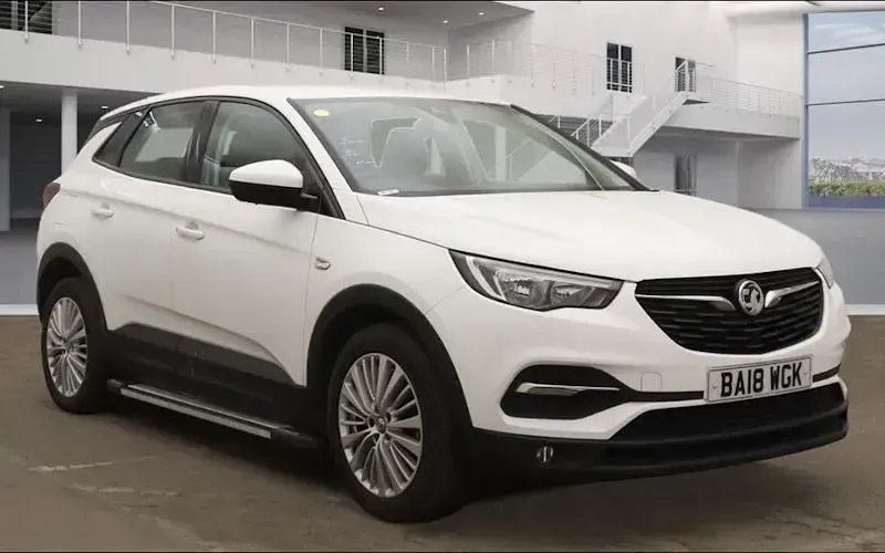 Used Vauxhall Grandland X S 131 HP (96 kW) 2018 SUV