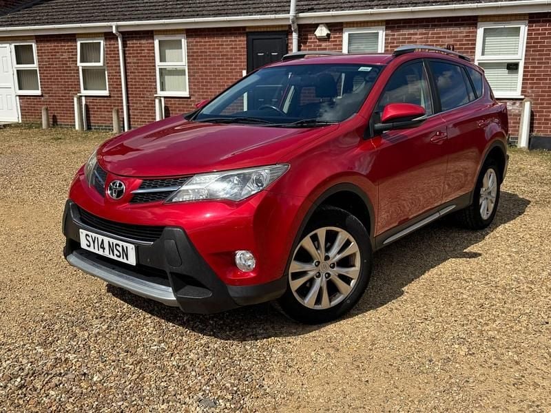 Used Toyota RAV4 150 HP (110 kW) 2014 Red SUV