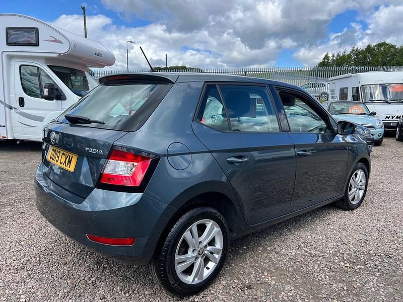 Used Skoda Fabia SE 95 HP (69 kW) 2019 Grey Hatchback