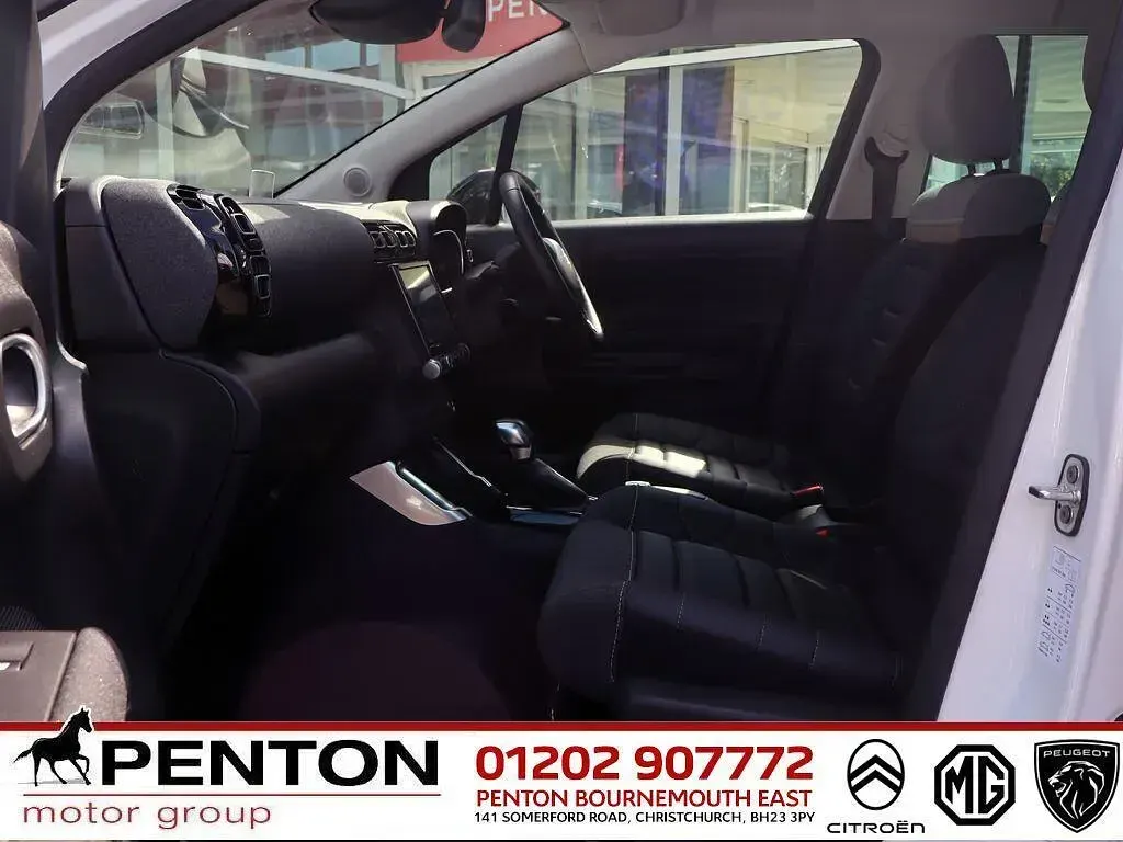 Used Citroën C3 Aircross PureTech 130 HP (95 kW) 2024 White SUV