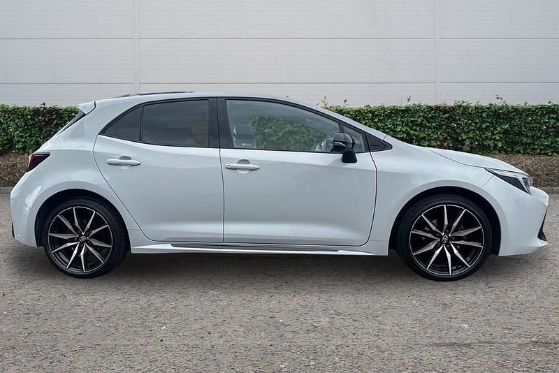 Usado Toyota Corolla Sport 2023 Cinzento Citadino