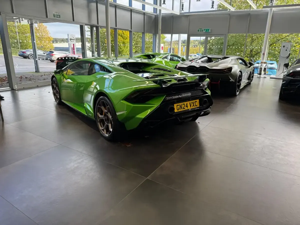 Used Lamborghini Huracán 2024 Green Coupe