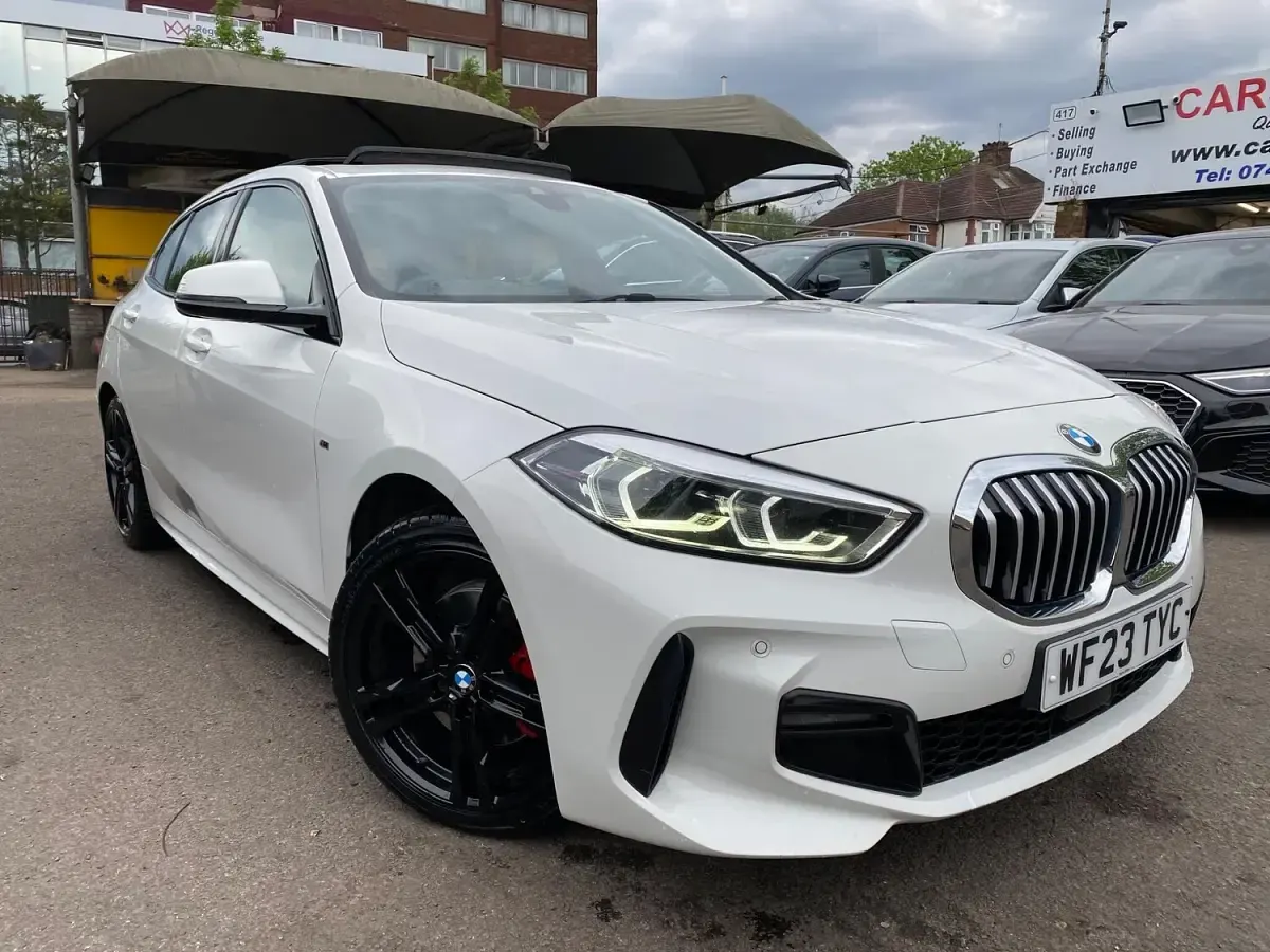 Used BMW 118 M Sport 2023 White Hatchback