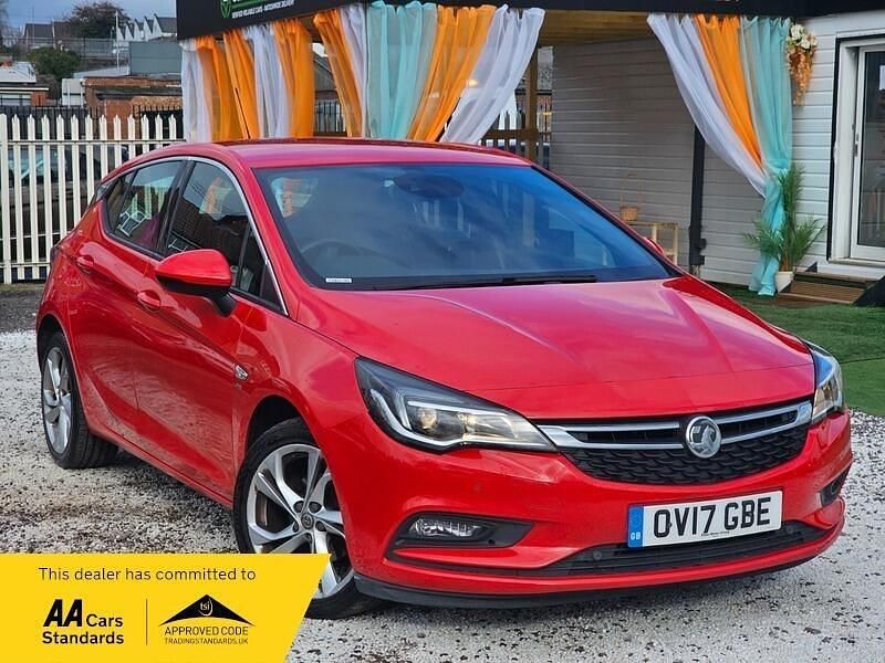 Used Vauxhall Astra SRi 2017 Red Hatchback
