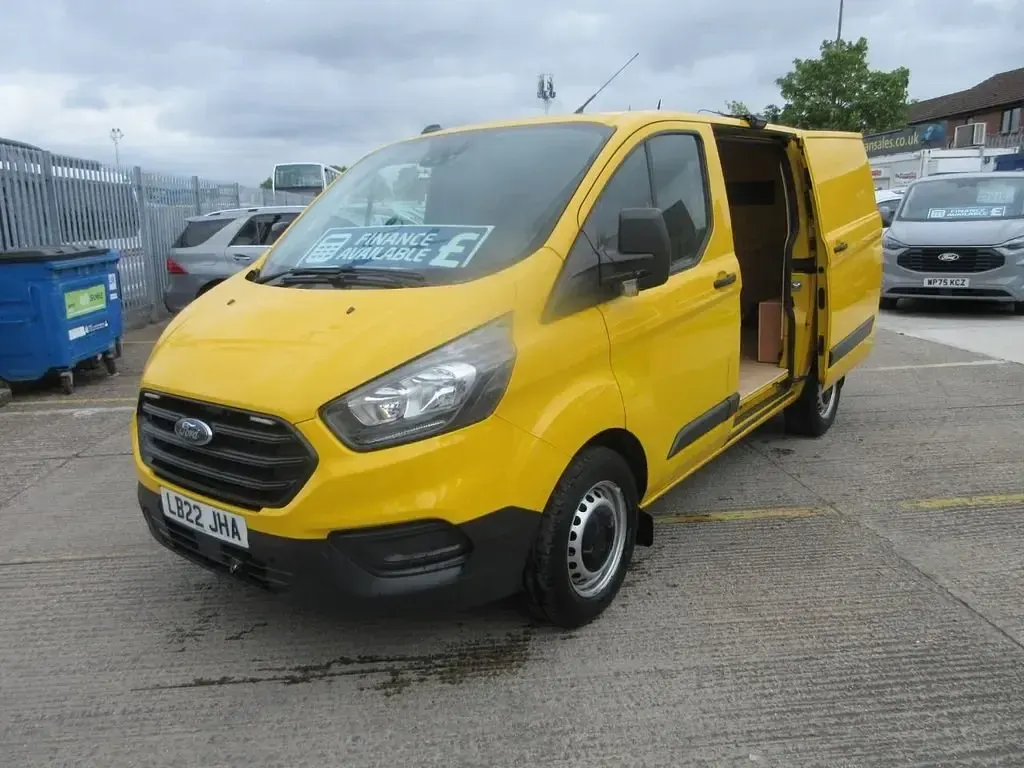 Używany Ford Transit Custom 130 KM (95 kW) 2022 Żółty Van