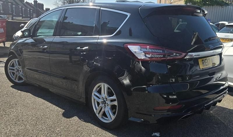Used Ford S-MAX Sport 2017 Black MPV