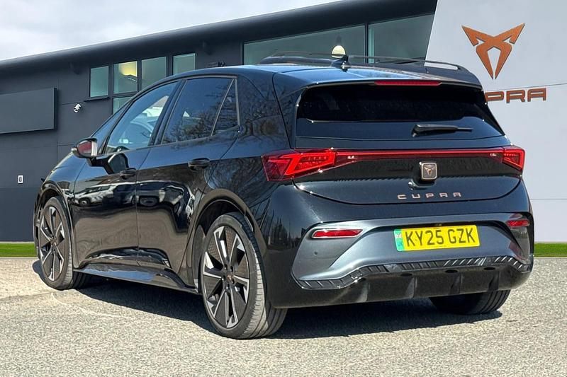 Used Cupra Born e-Boost 169 kW (231 HP) 2025 Black Hatchback