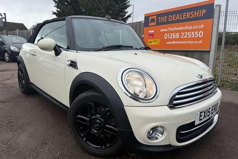 Used 2015 Mini Cooper Hatchback | £8,490 (Good price) - Image 1/1