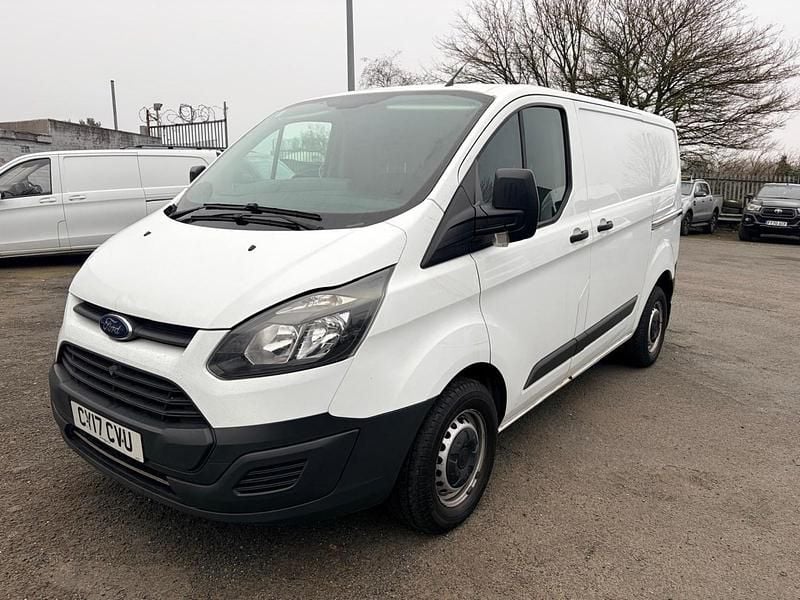 Used Ford Transit Custom 105 HP (77 kW) 2017 White Van