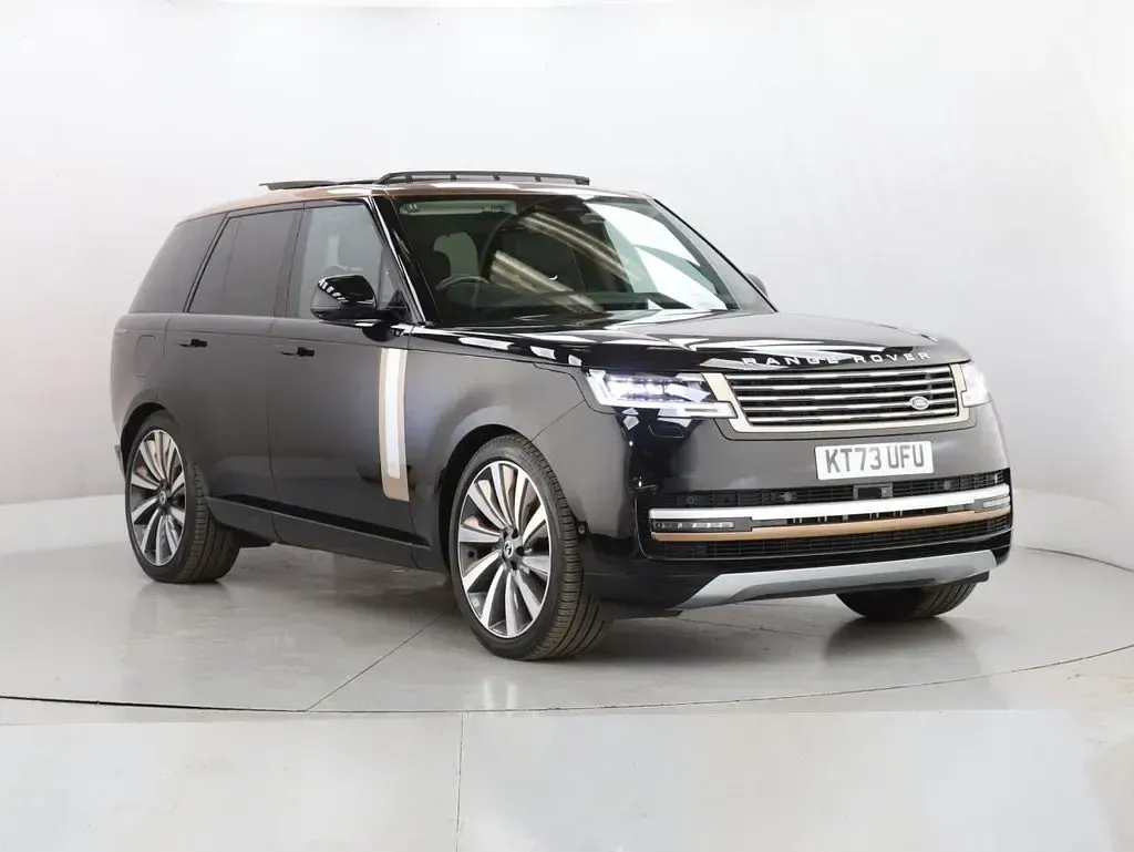 Used Land Rover Range Rover Autobiography 350 HP (257 kW) 2023 Black SUV