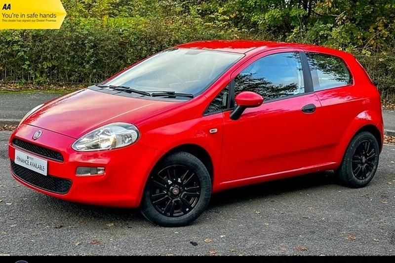 Used Fiat Punto Pop 2015 Red Hatchback