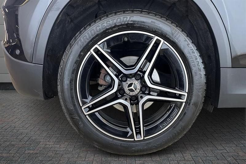 Used Mercedes GLA200 Executive 163 HP (119 kW) 2023 Black SUV