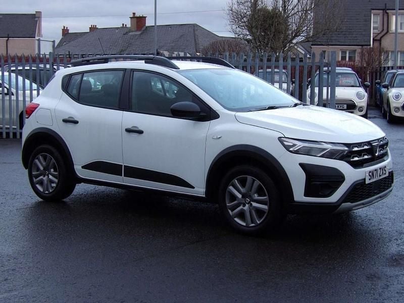 Used Dacia Sandero Essentiel 2021 White Hatchback