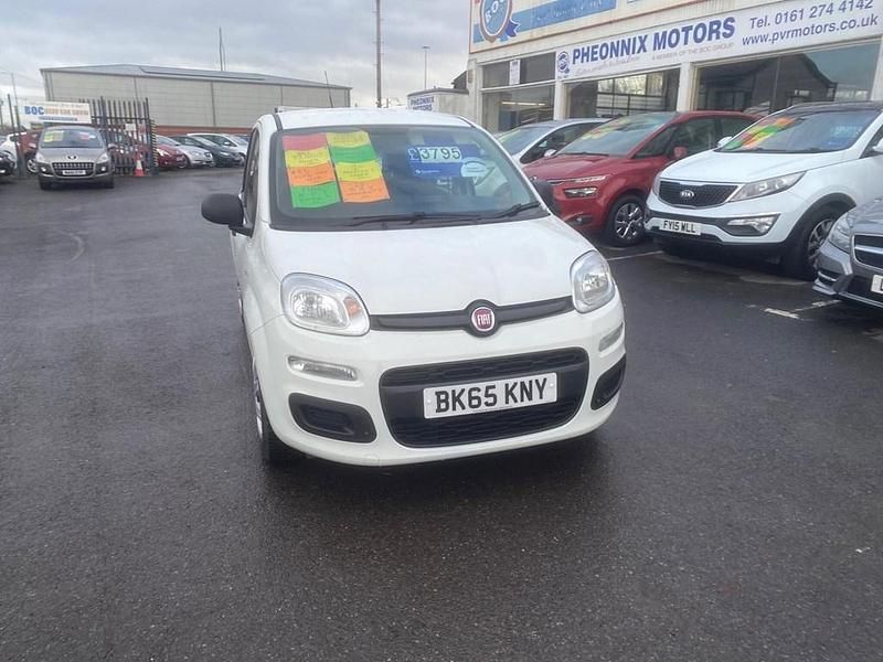 Used Fiat Panda Pop 69 HP (50 kW) 2015 White Hatchback