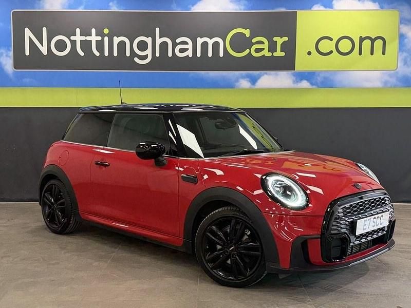 Używany Mini Cooper Hatch 136 KM (100 kW) 2023 Czerwony Hatchback