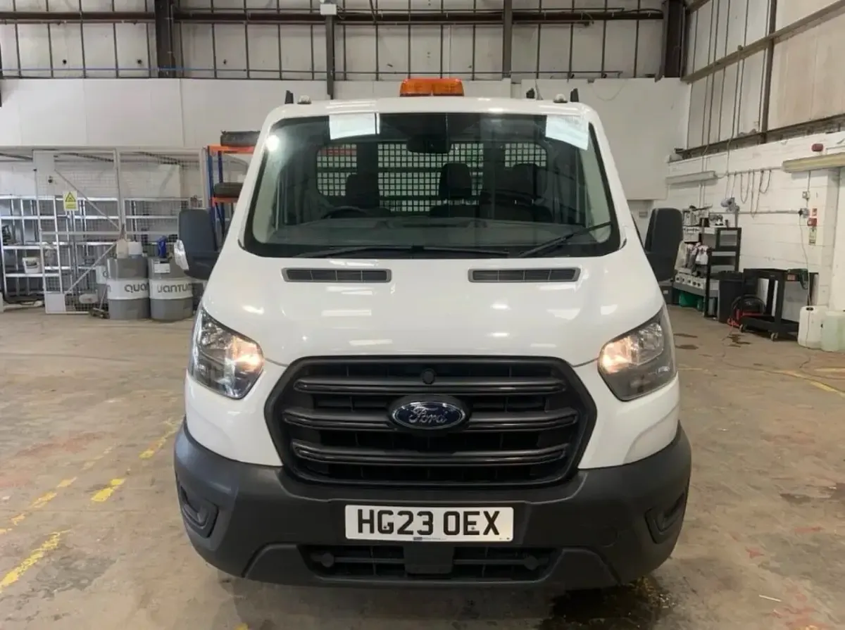 Used Ford Transit 130 HP (95 kW) 2023 White Cabriolet