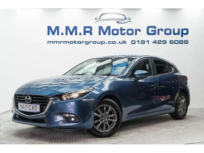 Used Mazda 3 118 HP (86 kW) 2017 Blue Hatchback