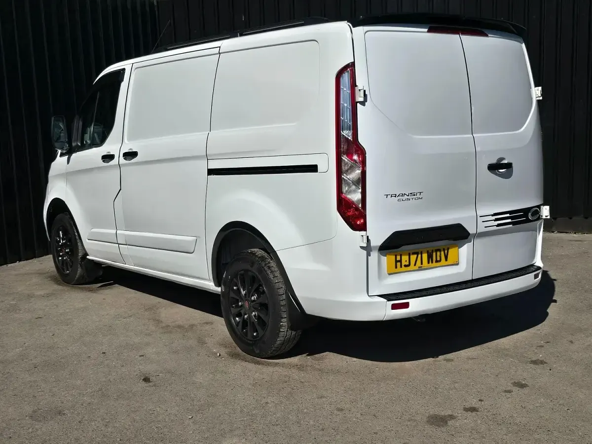 Used Ford Transit Custom S 130 HP (95 kW) 2021 White Van