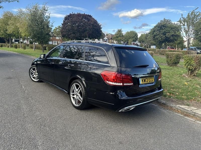 Używany Mercedes E250 AMG 2013 Czarny Kombi