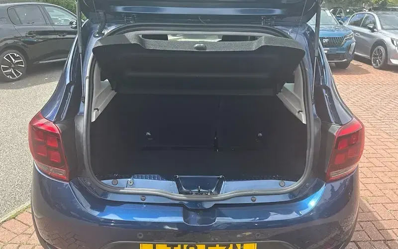 Used Dacia Sandero Comfort 90 HP (66 kW) 2019 Blue Hatchback
