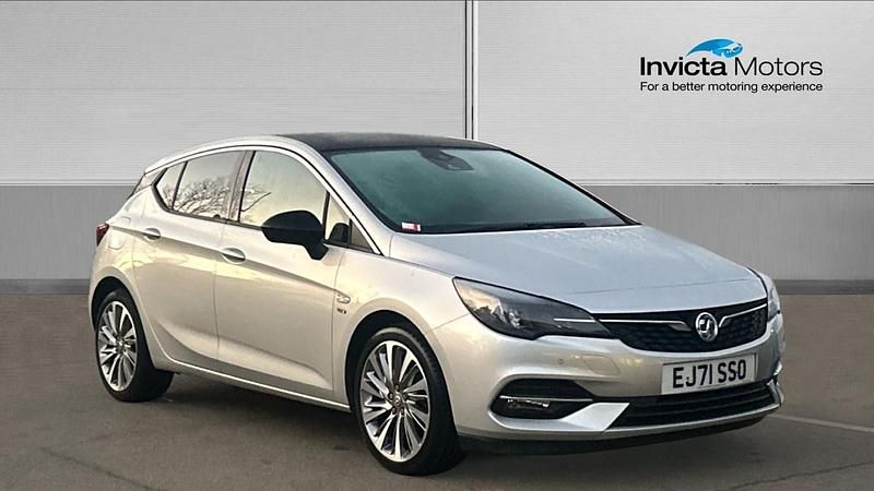 Silver Used 2021 Vauxhall Astra Edition Hatchback | £11,350 (Good price) - Image 1/4