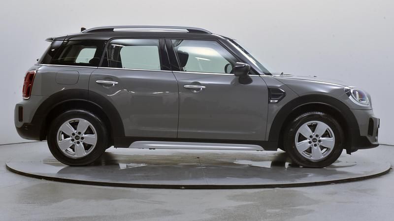 Used Mini Cooper Countryman Classic 134 HP (98 kW) 2021 Grey SUV