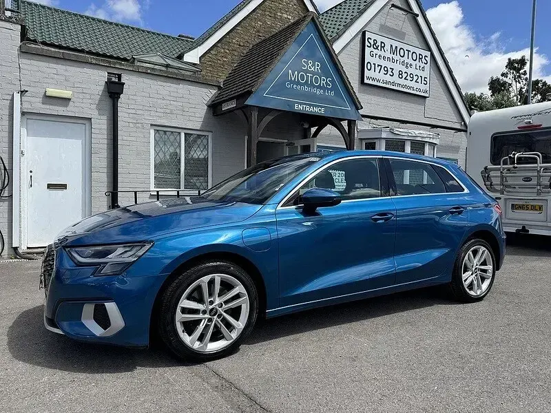 Used Audi A3 e-tron Sport 2021 Blue Hatchback