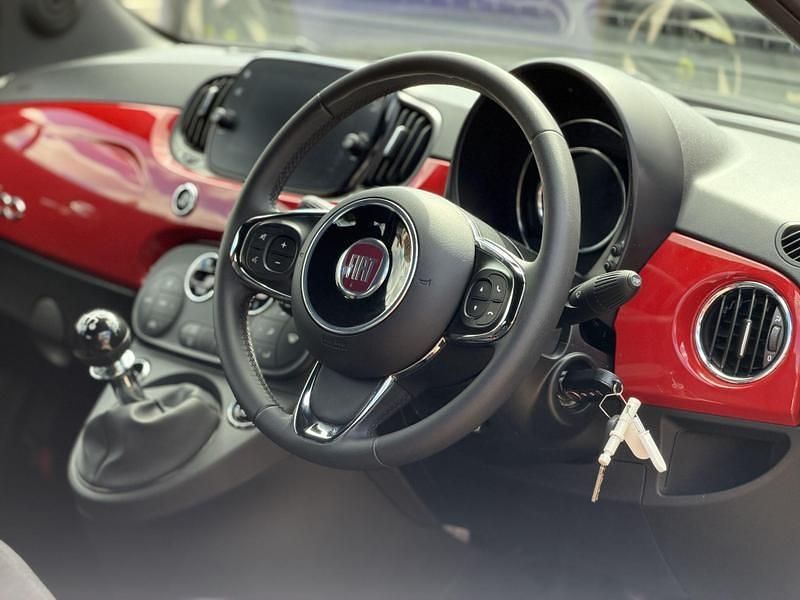 Used Fiat 500C S 70 HP (51 kW) 2024 Passadble red Cabriolet