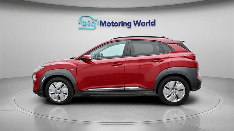 Used Hyundai Kona Premium SE 150 kW (204 HP) 2020 Red SUV