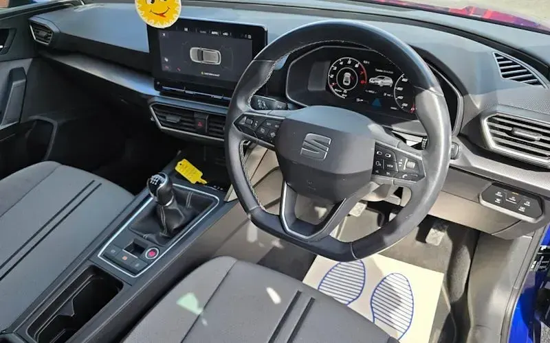 Begagnad Seat Leon SE Dynamic 110 HK (80 kW) 2023 Halvkombi