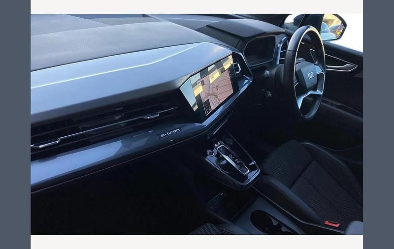 Used Audi Q4 e-tron S-Line 150 kW (204 HP) 2022 Blue SUV