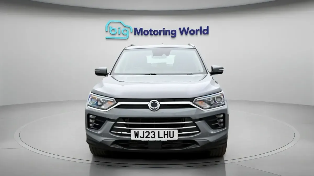 Usado SsangYong Korando 163 CV (119 kW) 2023 Gris SUV